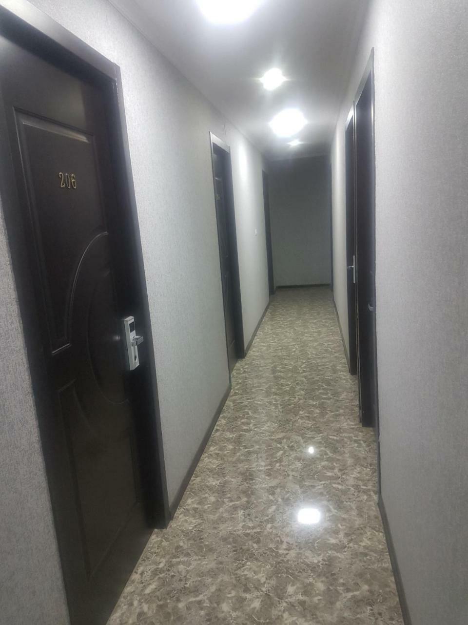 Hotel Leader Tbilisi Zewnętrze zdjęcie