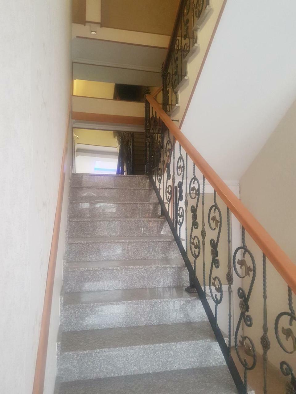 Hotel Leader Tbilisi Zewnętrze zdjęcie